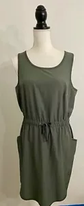Neu mit Etikett Tek Gear Activewear Kleid ärmellos Taillentaschen oliv Größe M - Bild 1 von 4