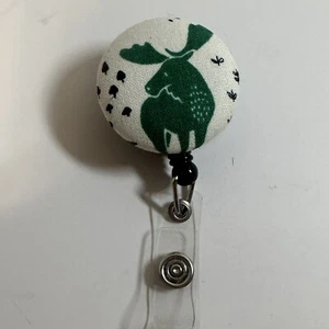 Porta Badge Retrattile Alce Verde Animale 3” X 2” Vacanze Natale  - Foto 1 di 7