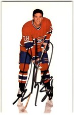 1994-95 Montreal Canadiens Team Postcards Eric Desjardins Auto #28 IN PERSON