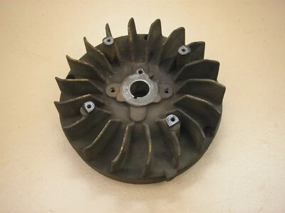 Volante de ignição Cub Cadet 149 trator Kohler K321 motor estado sólido 235806 - Imagem 1 de 4