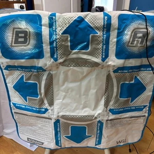 Wii Dance Pad with Just Dance 4, Dance Dance Revolution 2 CIB -Bonus Just Dance2 - Picture 1 of 9