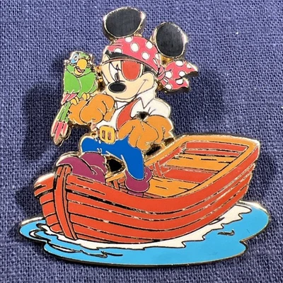 Prendedor Disney Pirata Mickey con Loro en Barco Pequeño París Dlrp Dlp 2004 32024 Foto 1 de 3