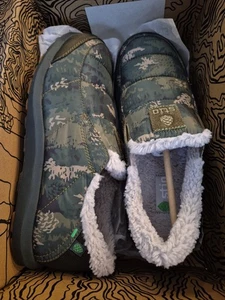 Stio "Colter Mountain Slip" Mens 8 Indoor Outdoor Slippers Shoes Whitebark Camo - Picture 1 of 21