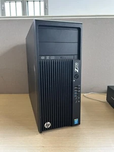 Pc Fisso Hp Z230 Workstation i7 Ram 8 Gb SSD 128 + 1tb HD Win 11 Ricondizionato - Afbeelding 1 van 7