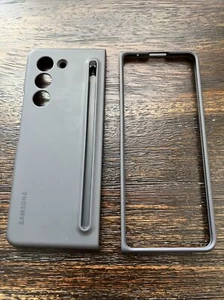 GENUINE Samsung Galaxy Z Fold5 Slim (NO PEN) Case EF-OF94P Graphite PREOWNED!! - Photo 1 sur 10