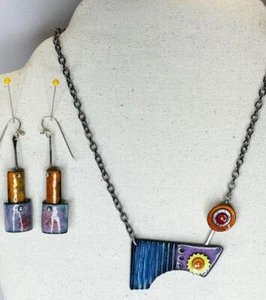 Set Eye Candy Jewelry Handcrafted Metal Art Earrings & Necklace NWT - Picture 1 of 8