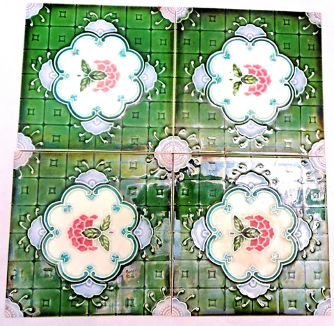 VINTAGE TILE CERAMIC PORCELAIN MAJOLICA ART NOUVEAU GEOMETRIC FLOWER DESIGN 4 Pc Cover