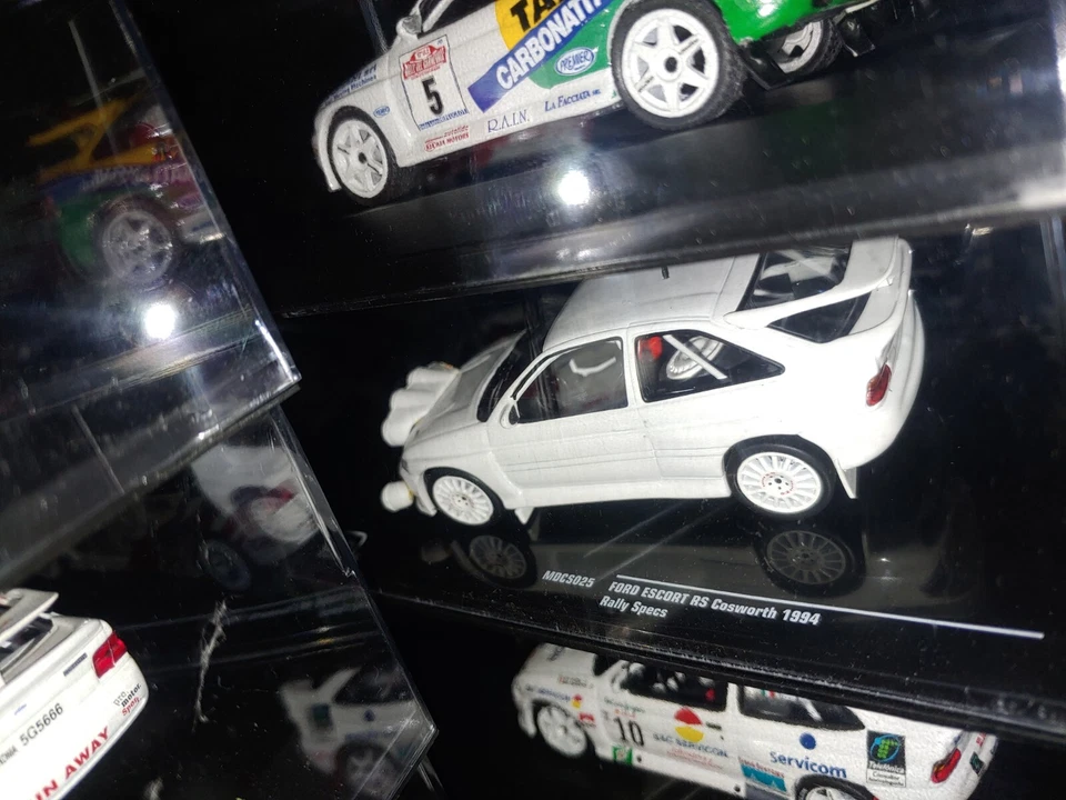 1x IXO MDCS025 Ford Escort RS COSWORTH Gr.A Ready To Race - TEST CAR - 1:43 RARE - Immagine 1 di 4