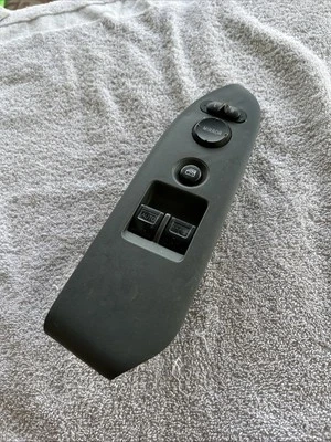 Interruptor de control de ventana maestra izquierda Honda Element 2004-2007 OEM negro Foto 1 de 4