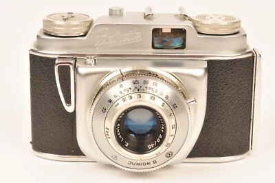 Beirette Junior II Vintage Compact 35mm Scale Focus Film Camera with Case - Image 1 of 4