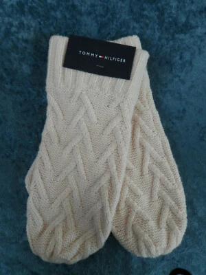 Tommy Hilfiger Mitones Tejidos Marfil - Nuevos con etiquetas - Precio de venta sugerido por el fabricante 42,00 USD Foto 1 de 4