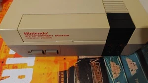 Nintendo NES System 8-bit Video Game System Konsole (Ersatzgerät) 599 - Picture 1 of 4