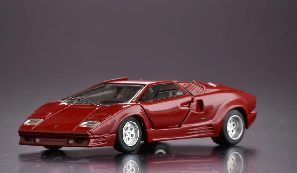 Lamborghini Countach, escala 1:64 de Tomytec (Tomica Limited Vintage) Foto 1 de 4
