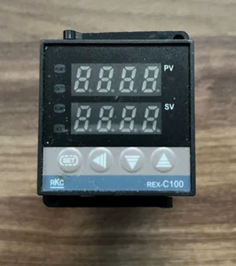 RKC REX-C100 Temperature Controller with WRN-M6 Thermocouple, New - Picture 1 of 5