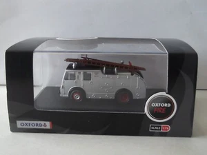 Oxford Fire 76F8001, Dennis F8 Fire Engine, London Fire Brigade - 1:76 scale - Picture 1 of 6