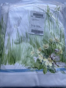 Williams Sonoma Floral Meadow 70x120" Tablecloth - SAMPLE - New - Picture 1 of 6