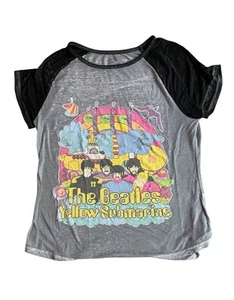 Arizona Jean Co. Youth Girls Size XL Plus Gray Beatles T-Shirt Yellow Submarine - Picture 1 of 6