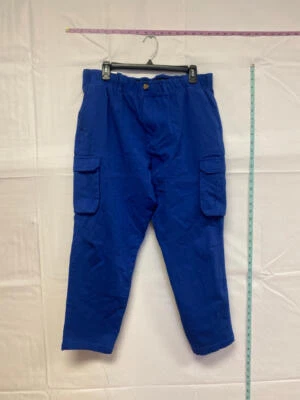 MSRP $65 Club Room Mens Cargo Ankle Pants Size Large - Image 1 of 2
