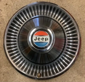76-1983 Jeep Wagoneer Cherokee Jeepster CJ FSJ HUBCAP WHEEL COVER J10 TRUCK (C) - Picture 1 of 3