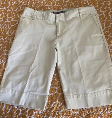 Vineyard Vines Womens Bermuda 11” Shorts Pale Yellow Size 6 Flat Front Chino - Image 1 of 4