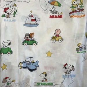 Vintage Charlie Brown Snoopy Peanuts Twin Bed Sheet Cover USA Cities - Picture 1 of 6