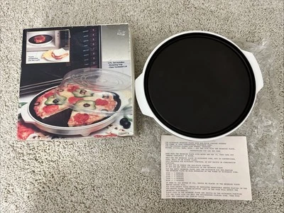 NEW VTG Microwave Browning Plate Non-Stick Coating White 10” Diameter - Image 1 of 4