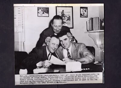 Curt Simmons George Fletcher Frank Powell 1954 Press Photo Philadelphia Phillies - Image 1 of 2
