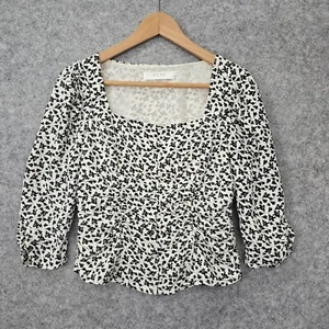 Ditsy Floral Crop Top Womens S Black White ASTR  Ruched Slim Whimsical 16x20 - Picture 1 of 12