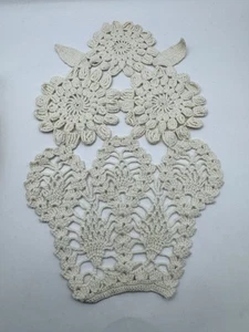 4 Vintage handgehäkelte Deckchen Blumenkörbe Baumwolle Deko Borte - Bild 1 von 10