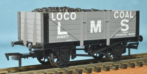 Dapol LMS/S&DJR, Highbridge Wharf, 5-Planken Lok Kohlewagen, Nº 358377, LE of 74 - Bild 1 von 7