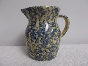 Vintage Robinson Ransbottom Pottery Beige & Blue Spongeware Pitcher Jug - Picture 1 of 7
