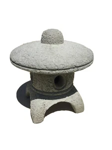 Pagoda Garden Japanese Statue Concrete / cement Gift Art Lawn Outdoor Decor - Picture 1 of 7