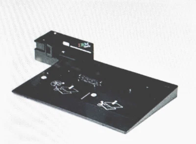 ThinkPad Essential Port Replicator 2505-10W muchos modelos ver lista Foto 1 de 3
