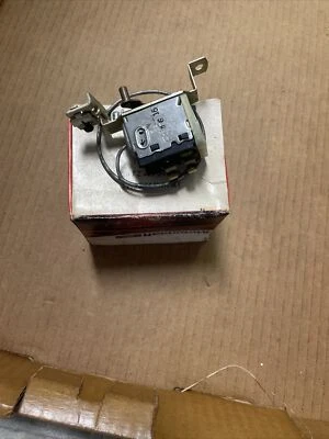 TERMOSTATO DE CONTROL DE TEMPERATURA DE AIRE ACONDICIONADO BRONCO SERIE F FORD CAMIONETA 1968-1972 NUEVO EN STOCK Foto 1 de 3