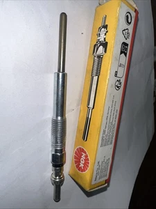 4x NGK GLOW SPARK PLUGS, YE08 11V X34C - Picture 1 of 2