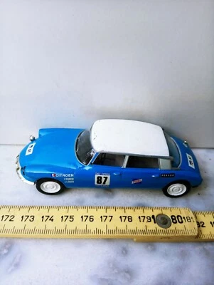 ALTAYA CITROEN DS21 1:43 MACCHININA VINTAGE! - Immagine 1 di 4