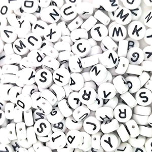 500, 1000 Stck. 7 mm Weiß Flach Rund Gemischt & Einzelbuchstaben Acryl Alphabet Perlen - Bild 1 von 31