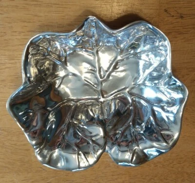 Садовая листовая чаша Isabel — ручной работы в Мексике - Изображение 1 из 4