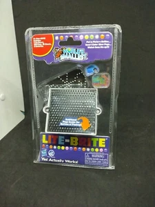 World's Smallest LITE BRITE Art Toy Doll House Miniature Light Bright Pegs,Paper - Picture 1 of 5