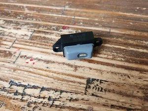 91 92 Trans Am Firebird TRUNK HATCH RELEASE SWITCH ws6 tpi 90 GM 10098572 - Picture 1 of 3