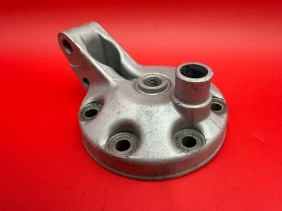 1995 - 2002 Kawasaki KX250 OEM Cylinder Head Top End Jug Barrel Cover Cap Good - Image 1 of 4