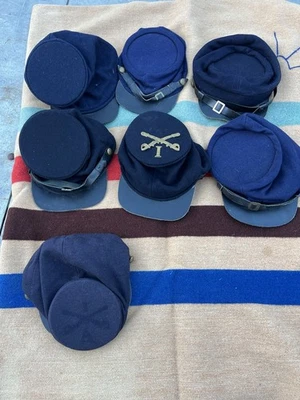 Lote Siete Kepi's Union Niños Pequeños Foto 1 de 4