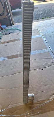 Radiador para TOYOTA SIENNA 3.3 V6; 2004-2008 Foto 1 de 4