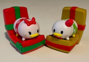 Disney Tsum Tsum Holiday DONALD & DAISY DUCK  Medium Figures W/Present Stands - Picture 1 of 9