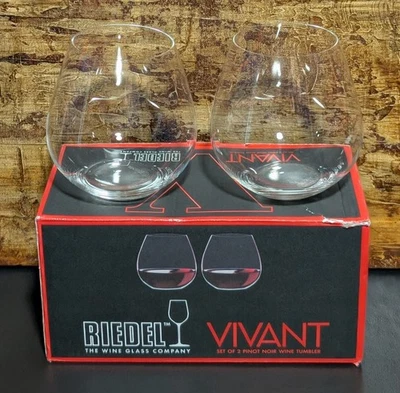 Juego de dos vasos sin tallo para copa de vino Riedel Vivant Pinot Noir  Foto 1 de 4