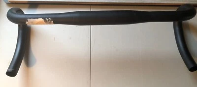 Фетровый алюминиевый руль VSA 31,8 мм 440 мм против SL 6061 - Изображение 1 из 4