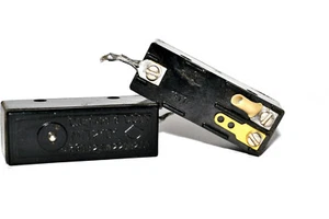 3 pcs MP2101 Microswitch Push Button 3 Pin 380V 250V 2.5A Soviet USSR - Picture 1 of 2