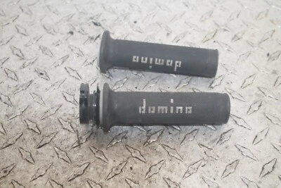 Empuñadura del acelerador Suzuki GSXR750 2006 Foto 1 de 4