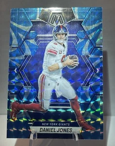 🔥Daniel Jones New York Giants - 2023 Panini Mosaic Blue Reactive Prizm 🔥 - Picture 1 of 4