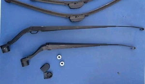 Used RENAULT KOLEOS 05/16-ON FRONT WIPER ARM PAIR XZG Comes With Free Wipers - Picture 1 of 5